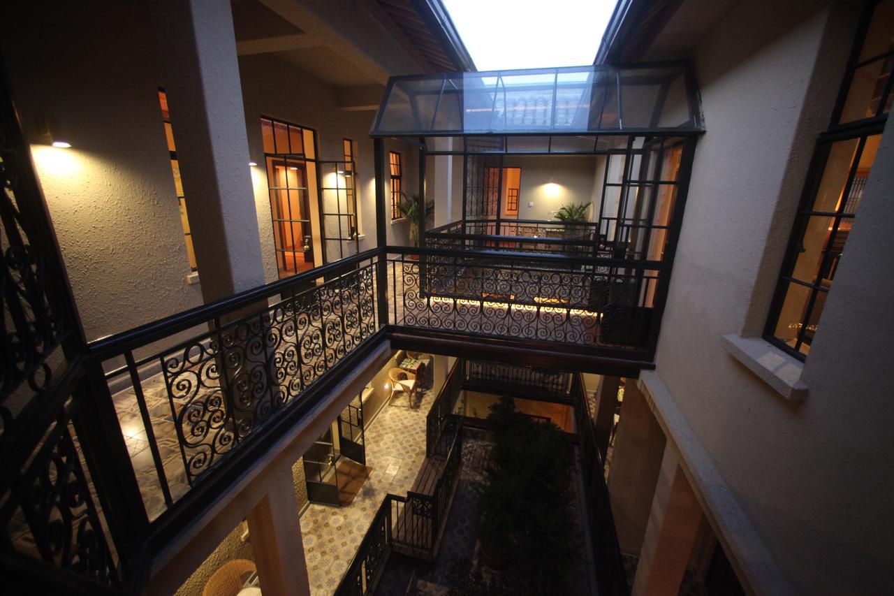 Imperial Guard Boutique Hotel御前侍卫艺术精品酒店 Yi (Anhui) Luaran gambar